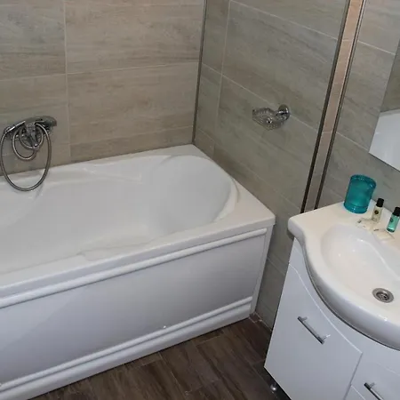 Apartament Sea View アパート ナボダリ
